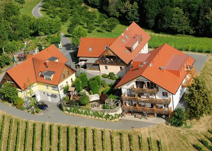 Hotel Weingut Dreisiebner Stammhaus Gamlitz